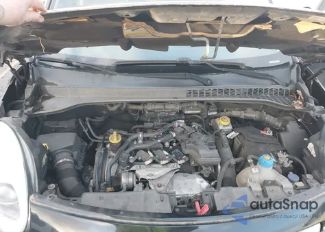 2014 Fiat 500L Trekking из США, поврежденный, VIN ZFBCFADH7EZ015067